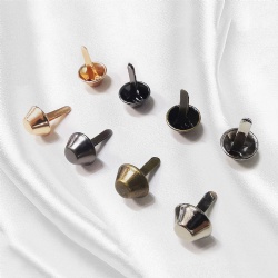 Different Size Metal Rivet Stud