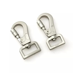 Swivel Snap Hook With Lock